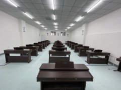 钢琴室